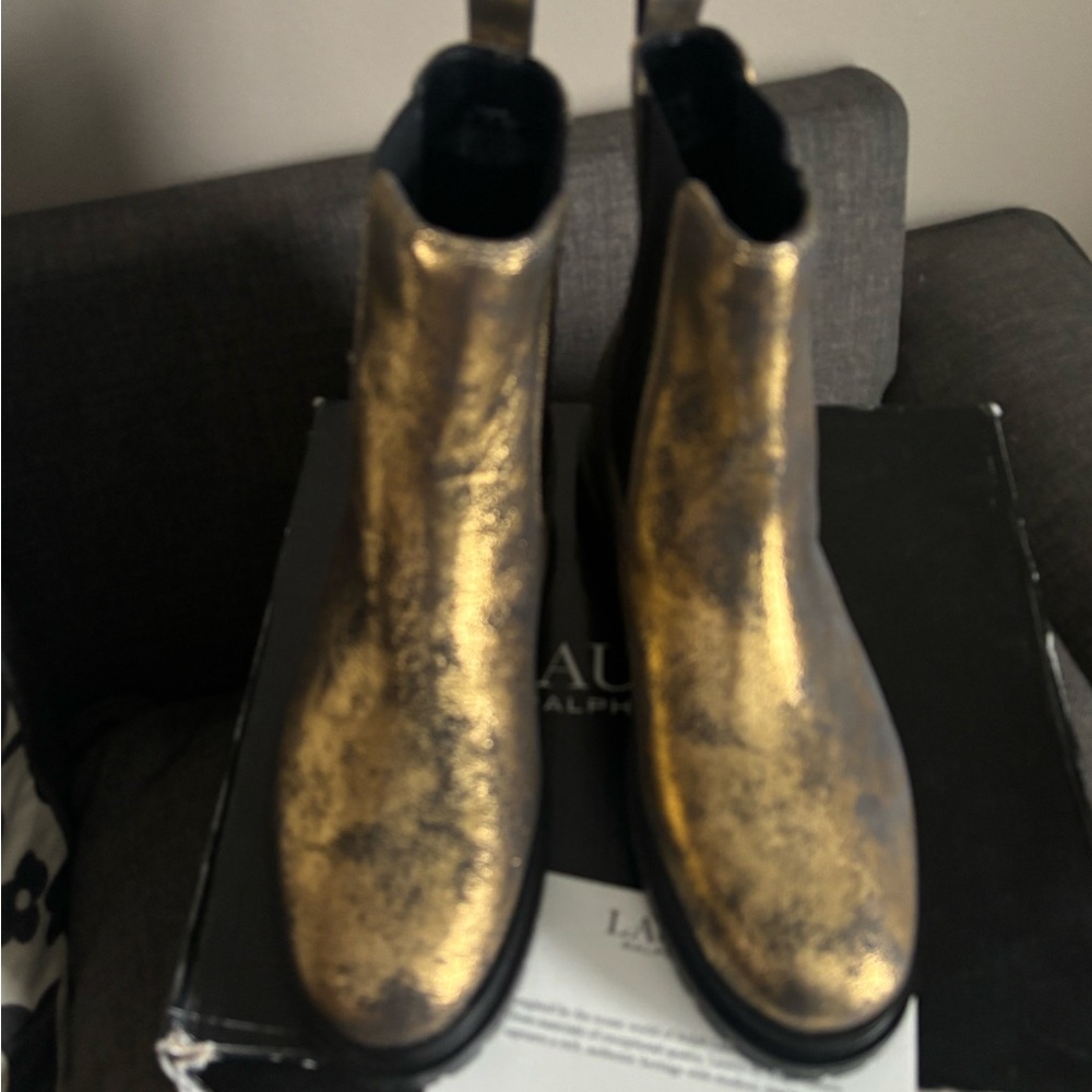 Lauren Ralph Lauren Corinne Bootie black bronze
#10 - Picture 3 of 12